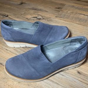 Dansko Womens Julia Navy Nubuck